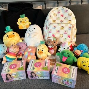 Moriah Elizabeth Merch Bundle with Eight Blind Box Plushies